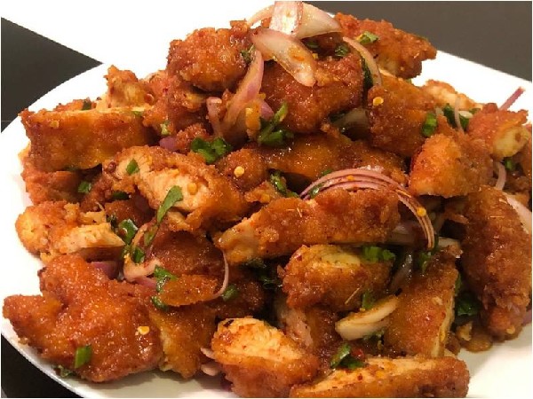 ยำไก่แซ่บ(รับวันหยุด)